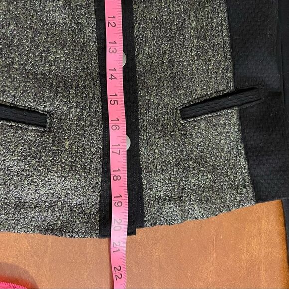 CAbi #3036 Cropped Panel Media Jacket Black Gray Sz XS - Picture 5 of 7